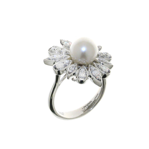 Кольцо из белого золота с белыми бриллиантами