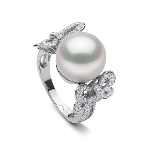 Кольцо Duchess из 18-каратного белого золота с жемчугом и бриллиантами в виде банта