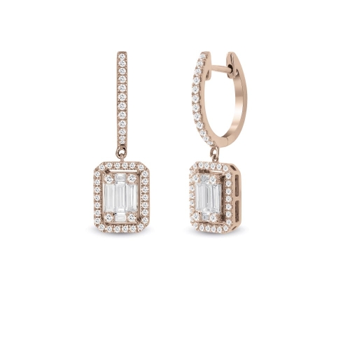 Серьги из розового золота с бриллиантами.