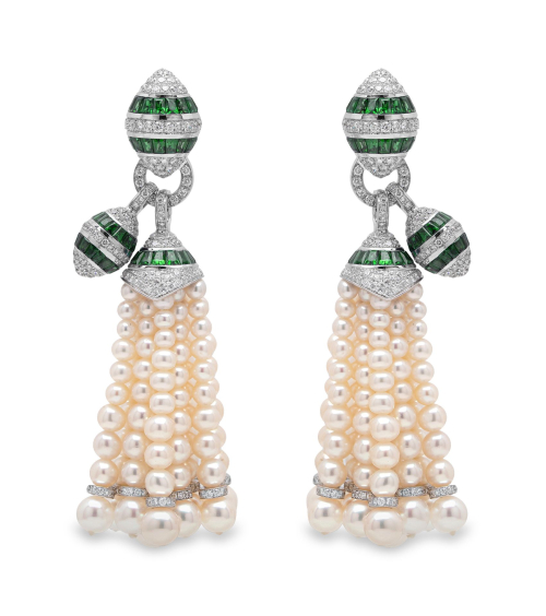Серьги-кисточки из 18-каратного белого золота с жемчугом, изумрудом и бриллиантами