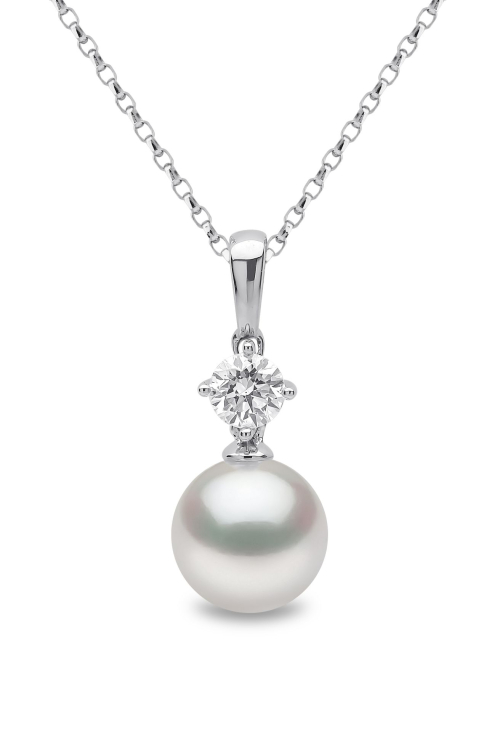 Классический кулон из 18-каратного золота с жемчугом Акойя и бриллиантами 0,30 карата